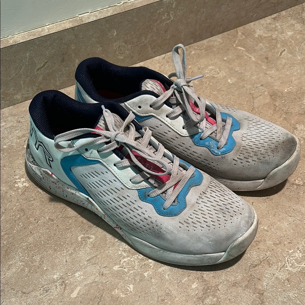 TYR training shoes size 9.5